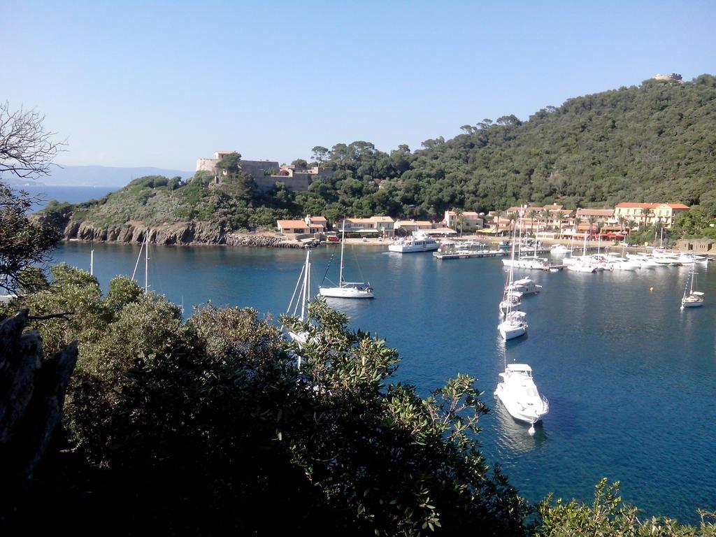 Le Manoir De Port-Cros Hotel Exterior foto